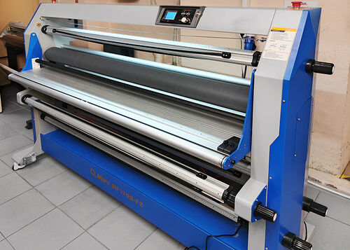 Latest company case about MEFU MF1700-F2 Supports High-Volume Advertising Production in St. Petersburg