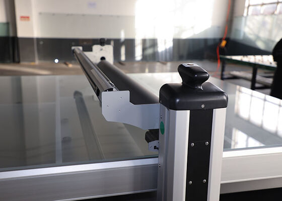 Versatile Flatbed Laminator Space Saving Rollover Flatbed Applicators