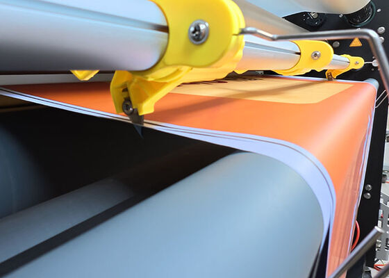 Temperature Control Board Lamination Machine Heat Assist Poster Laminator