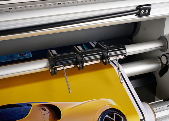 Static Free Wide Format Laminator Seamless Signage Laminator 2.5kw