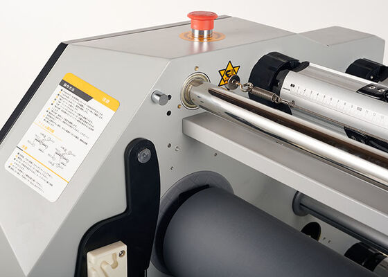 Infrared Heating Wide Format Laminator 220V / 110V Vinyl Lamination Machine