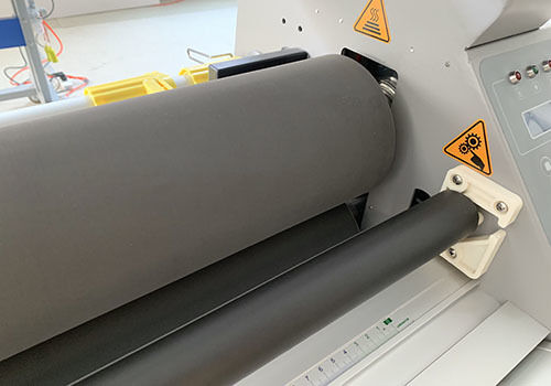 Wide Format Laminators: Pneumatic Vs. Manual - Which Is Best?