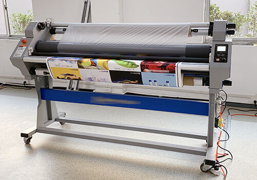60 Inches Maximum Media Width Roll To Roll Laminator With Adjustable Pressure And Automatic Cutting For Wide Format Finishing